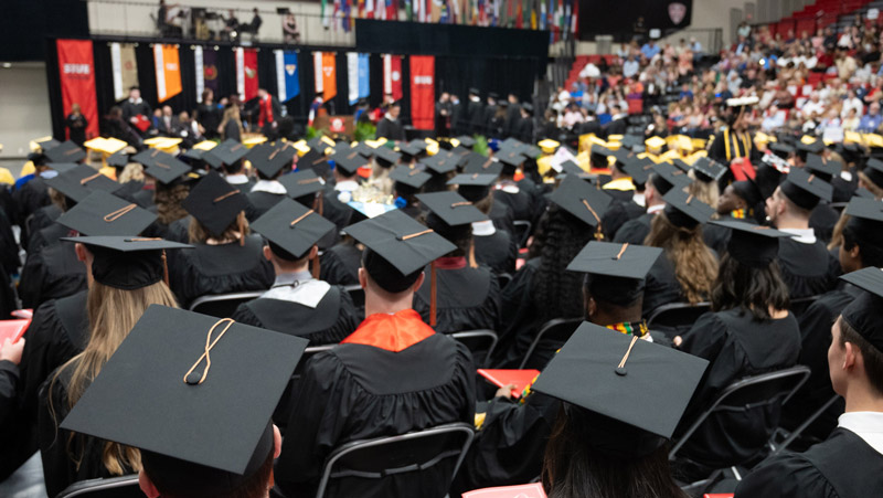 SIUE students graduating