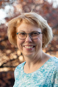 A portrait photo of Susan Hume