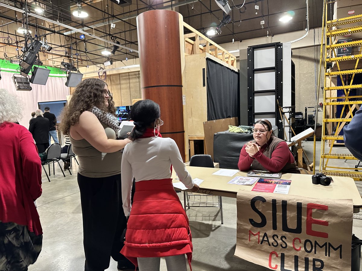 SIUE Mass Comm Club connecting with prospective students in the television studio