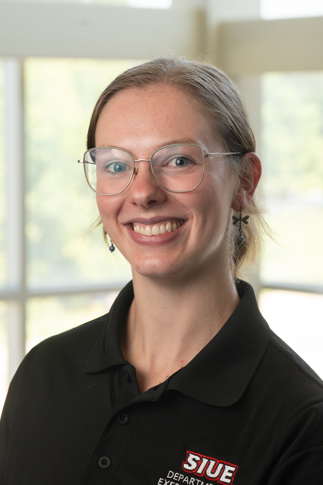 A portrait photo of Hannah Cordes
