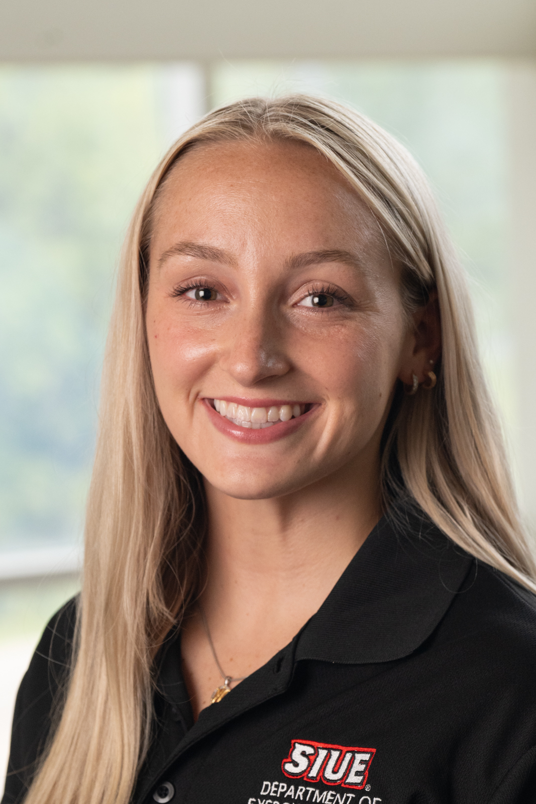 A portrait photo of Maycee Cordes