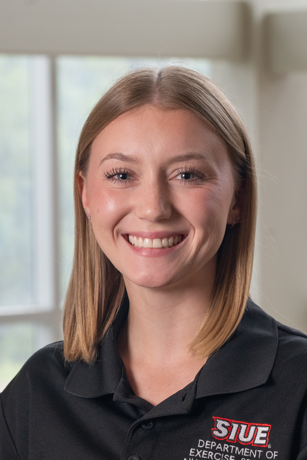 A portrait photo of Isabella Melton