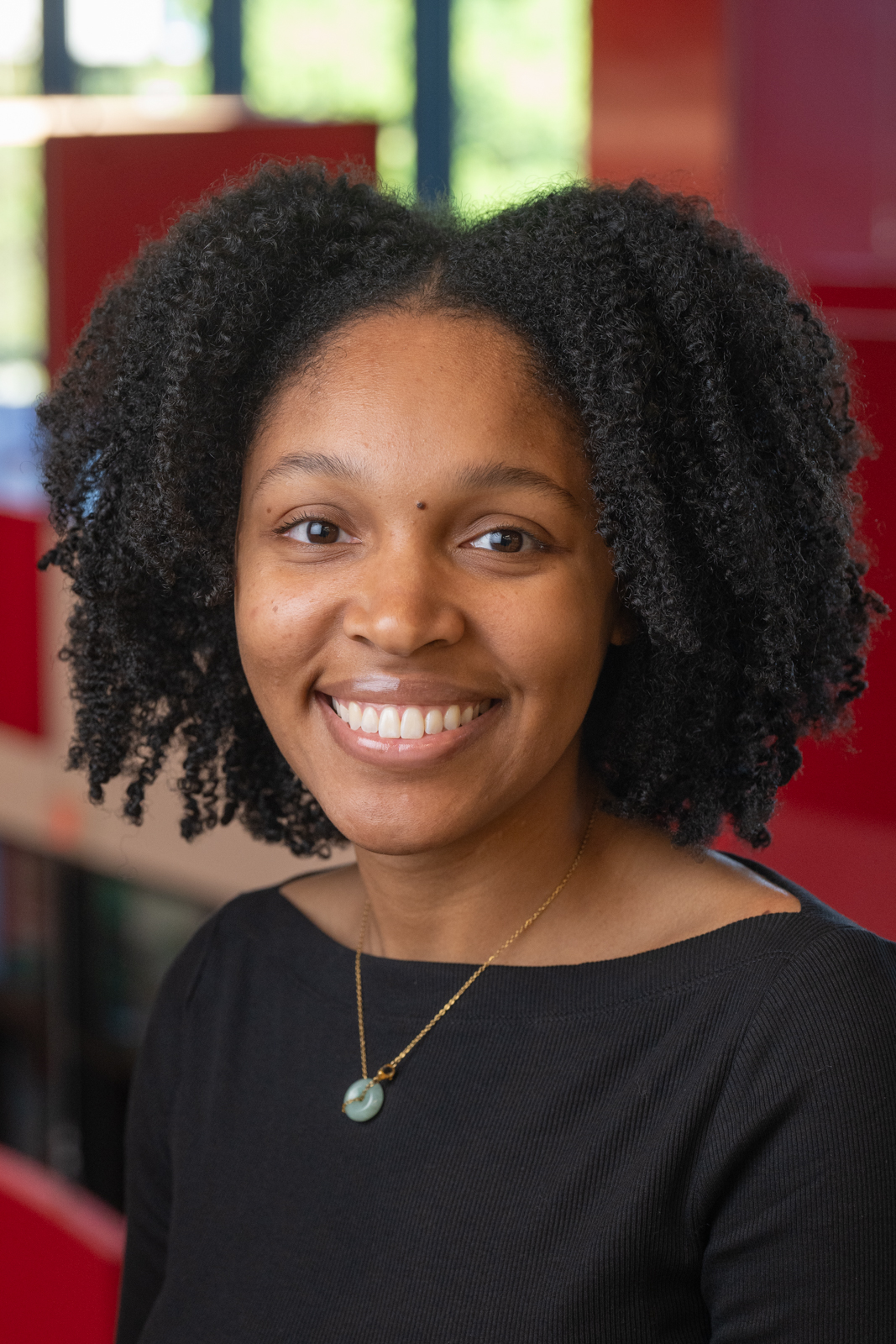A portrait photo of Arieanna Rogers