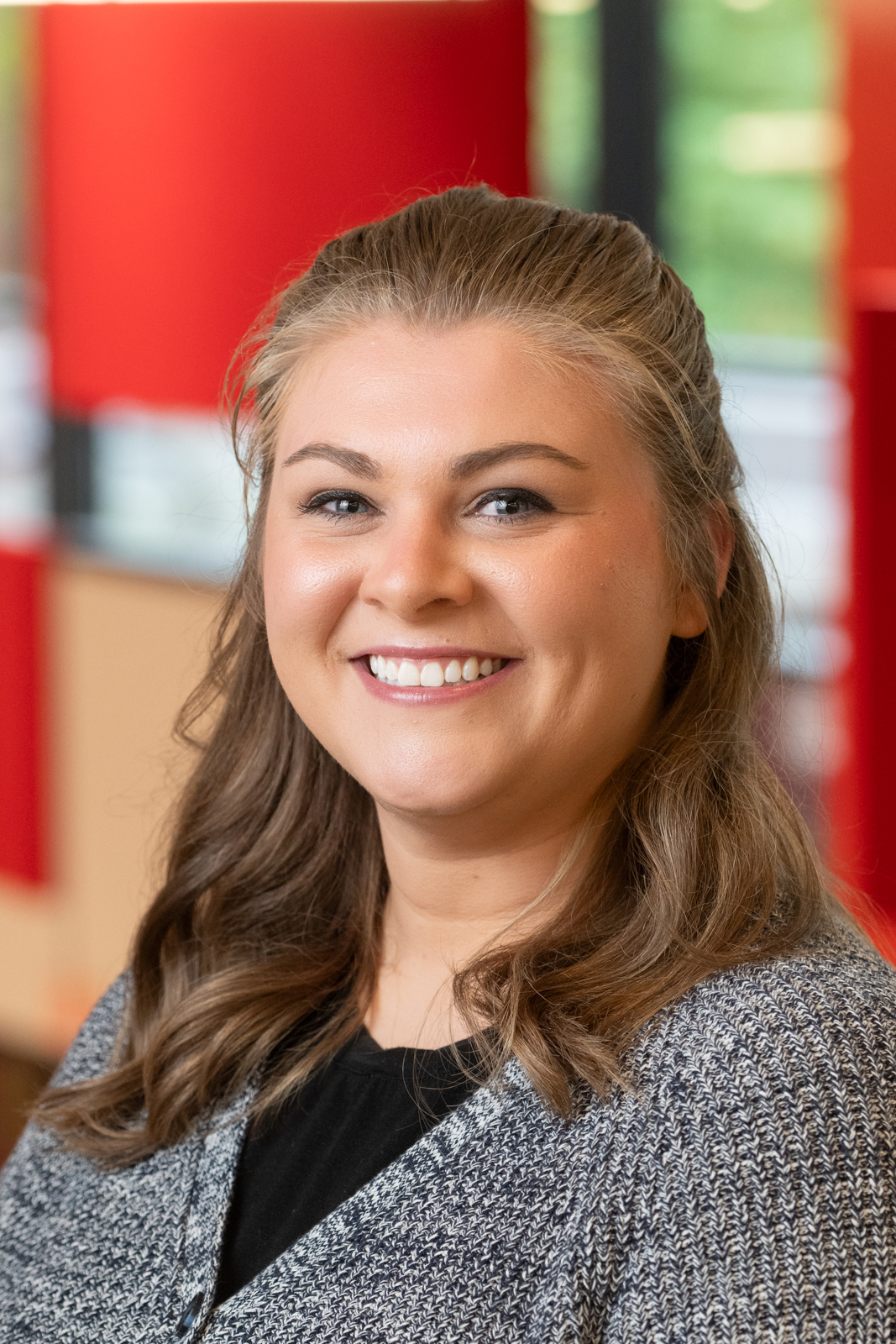 A portrait photo of Mallorie Vahling