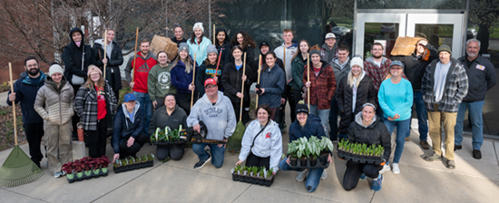 SIUE’s School of Pharmacy students and faculty volunteer their time completing yard jobs in the community. 