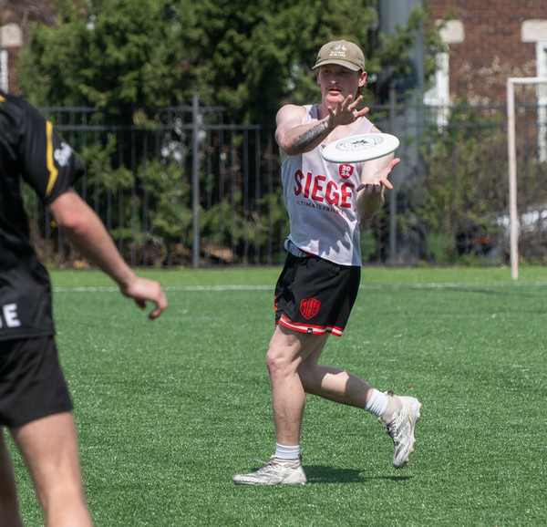 Frisbee1