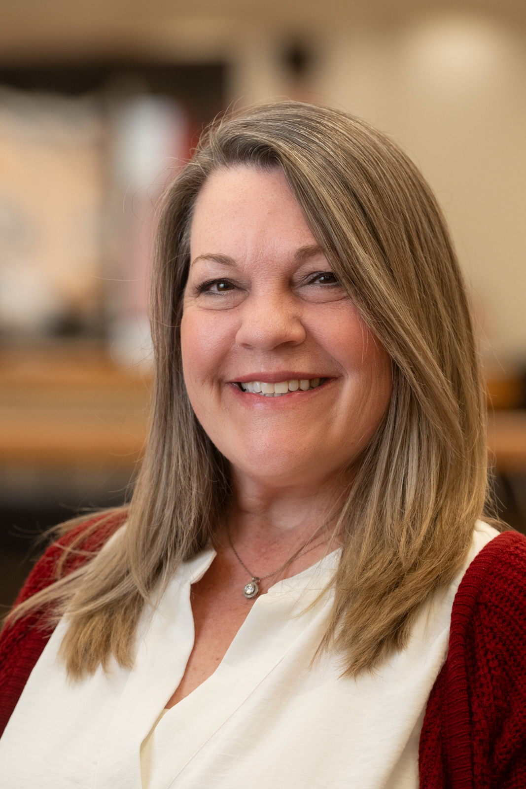 A portrait photo of Becky Akers