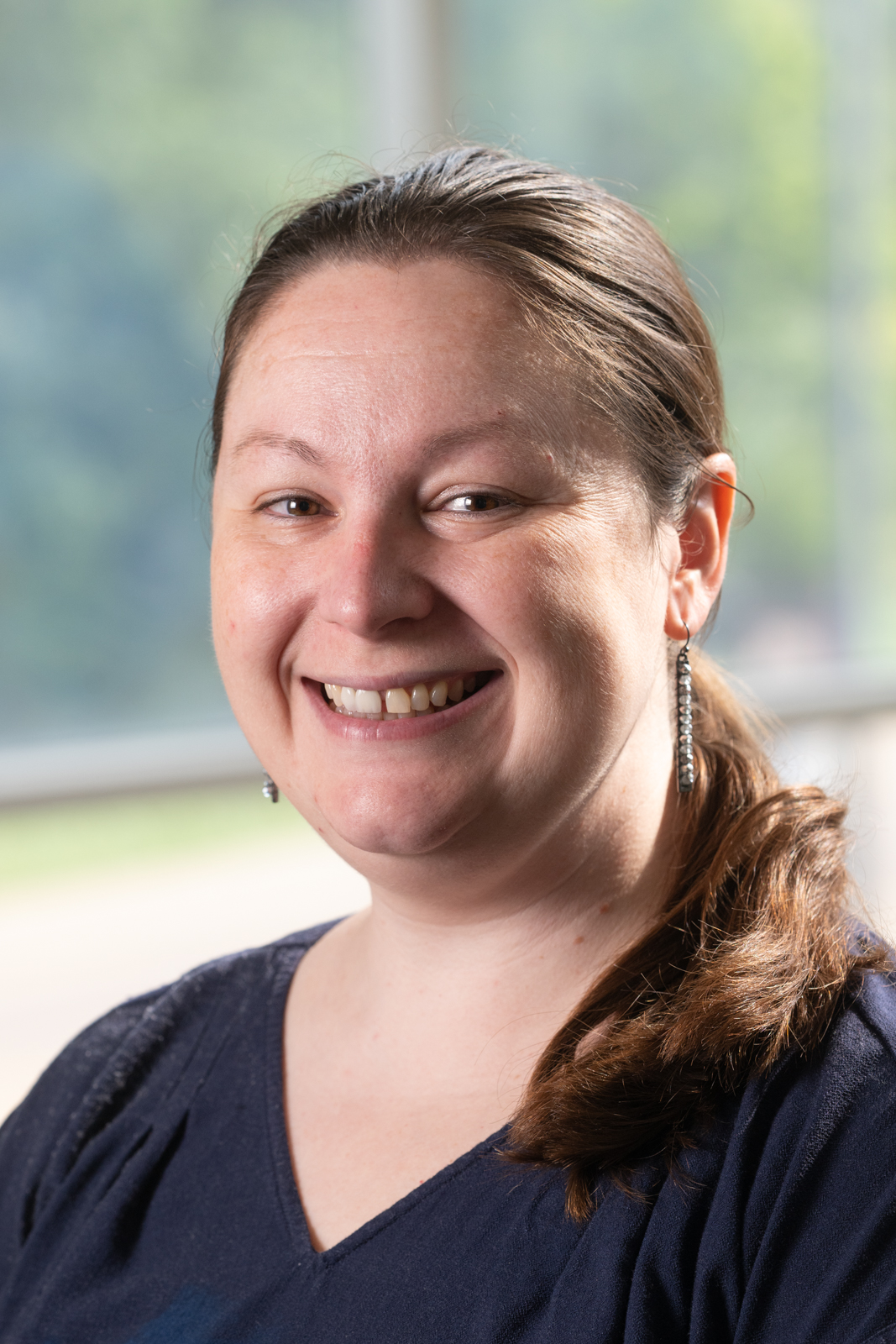 A portrait photo of Rachel Garrett