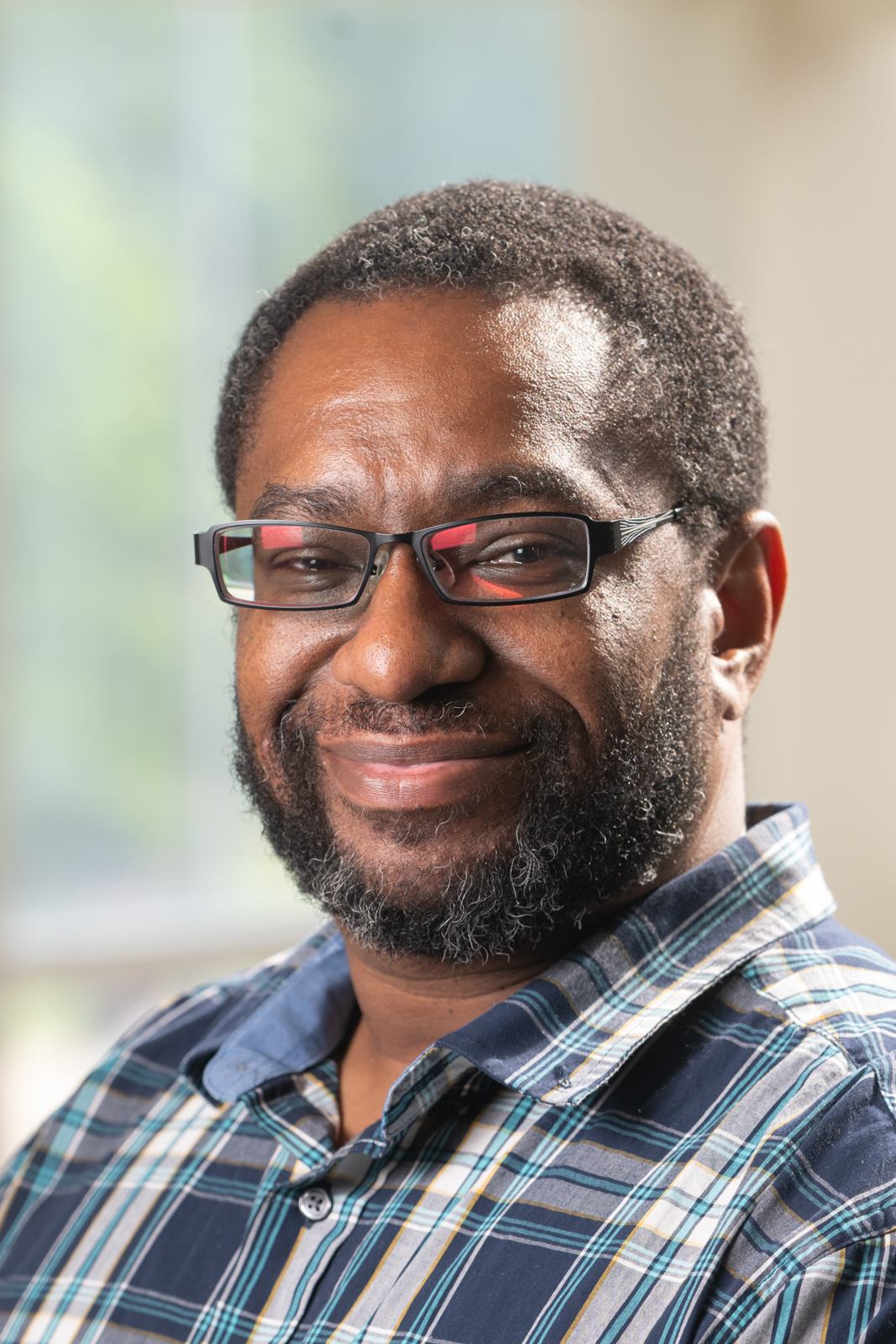 A portrait photo of Steven Green