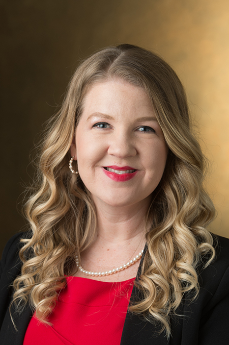 A portrait photo of Amanda Russell