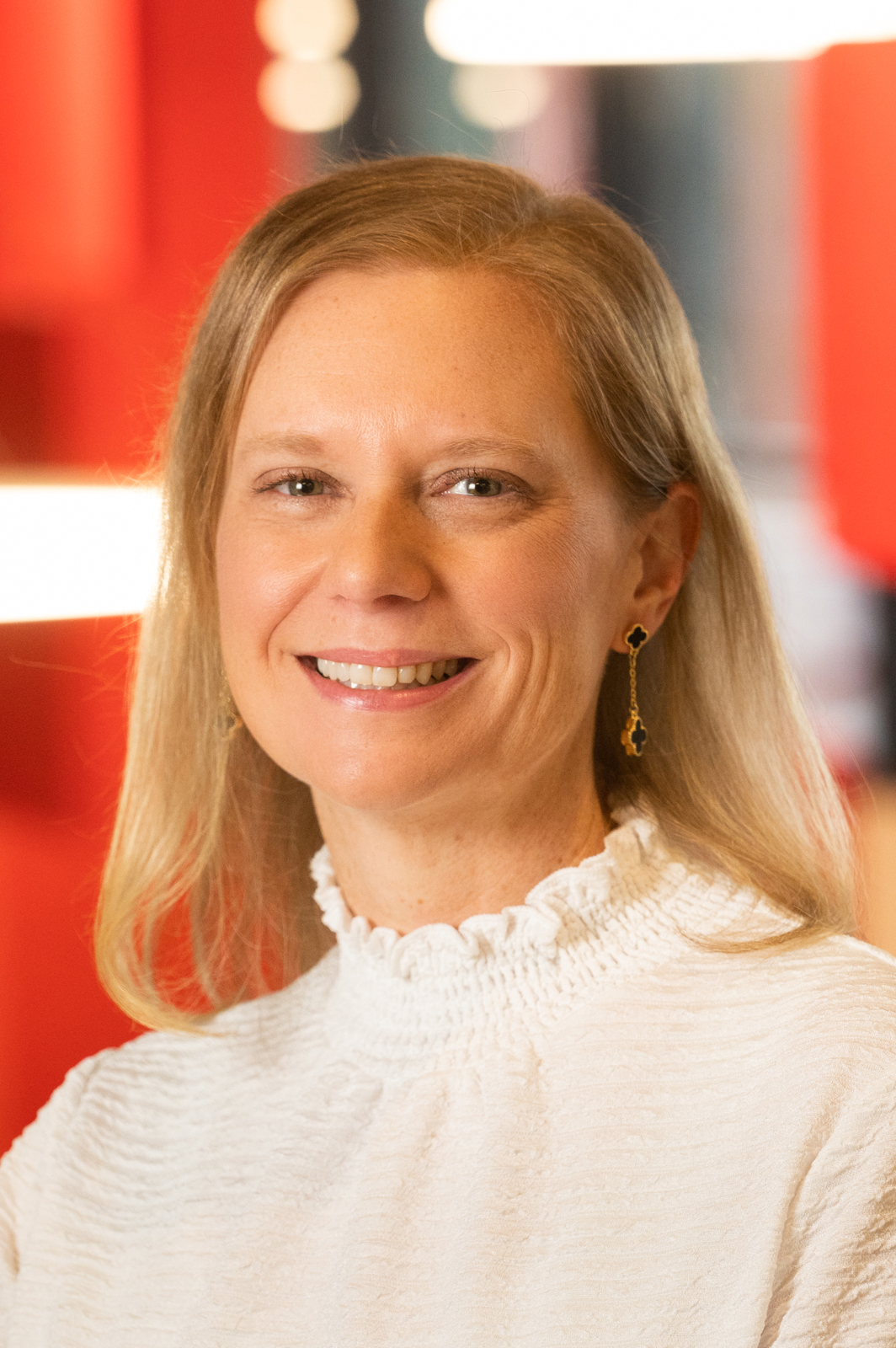 A portrait photo of Jill Smucker