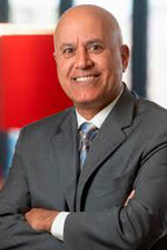 A portrait photo of Mario Hayek